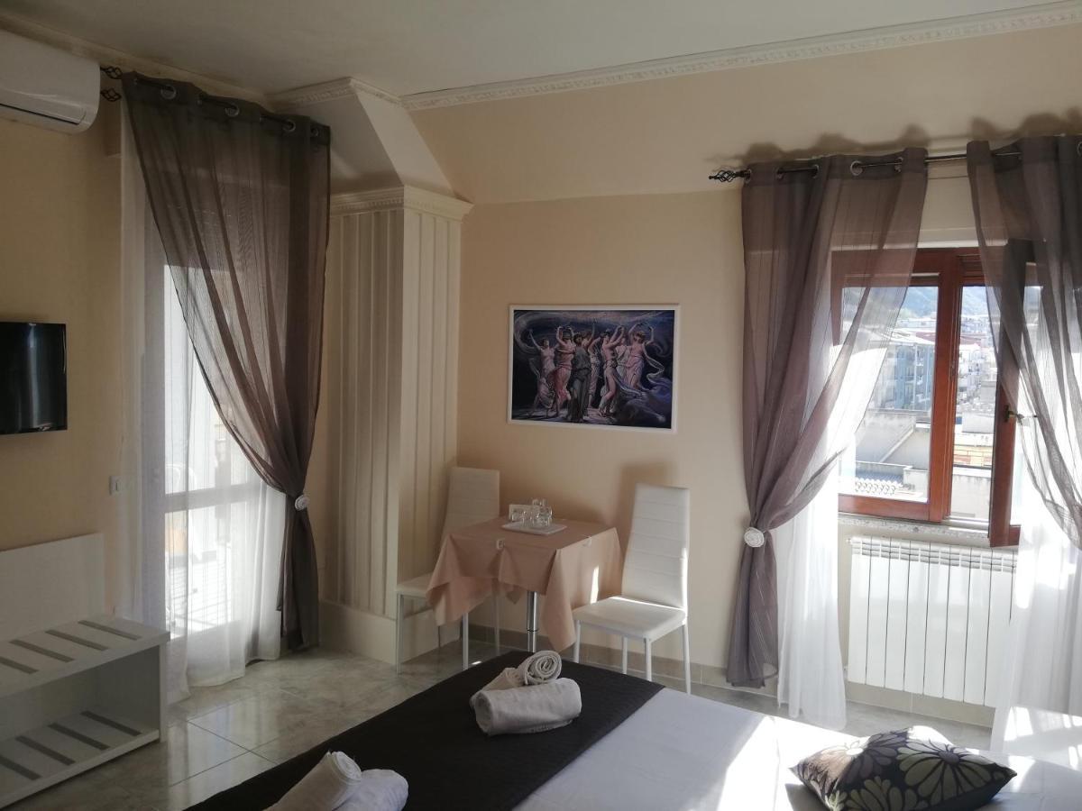 Olympus Room 트로페아 외부 사진